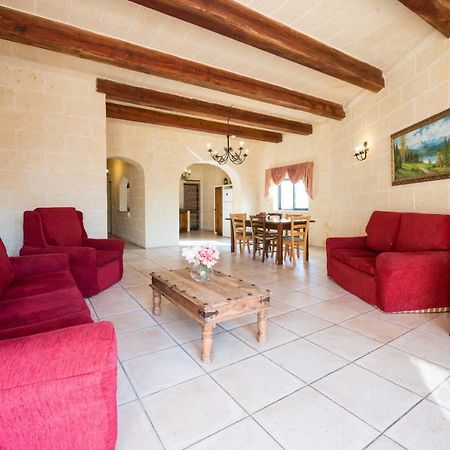 نادور Sunset - Holiday Farmhouse With Large Private Pool In Island Of Gozo المظهر الخارجي الصورة
