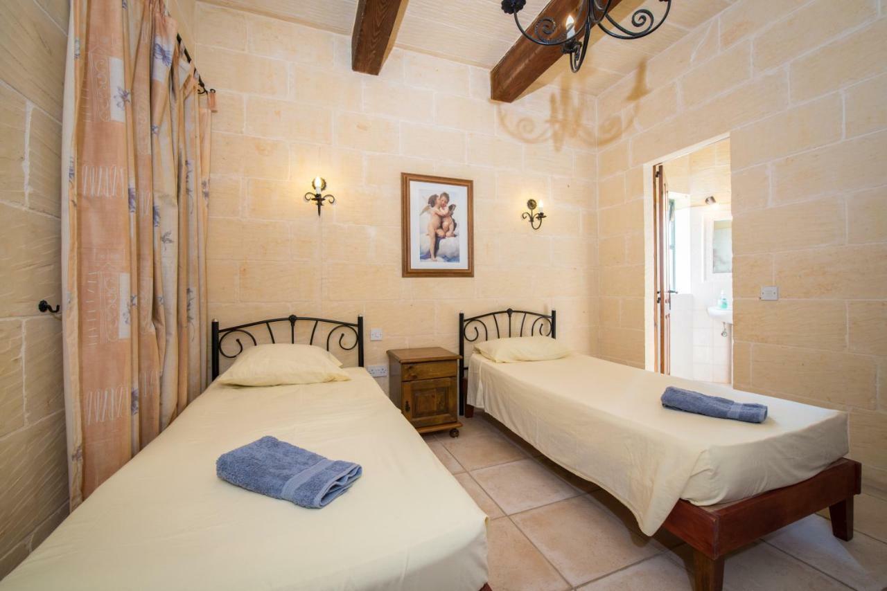 نادور Sunset - Holiday Farmhouse With Large Private Pool In Island Of Gozo المظهر الخارجي الصورة