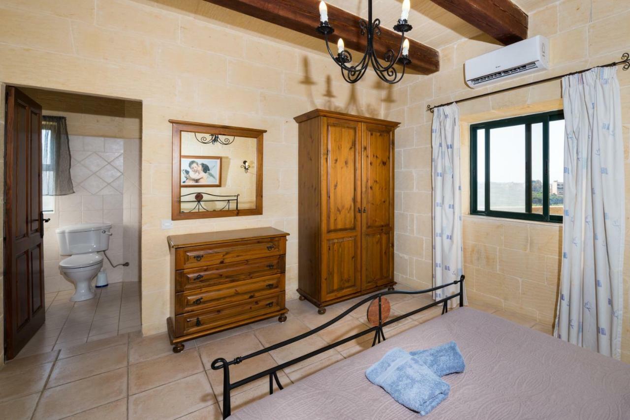 نادور Sunset - Holiday Farmhouse With Large Private Pool In Island Of Gozo المظهر الخارجي الصورة