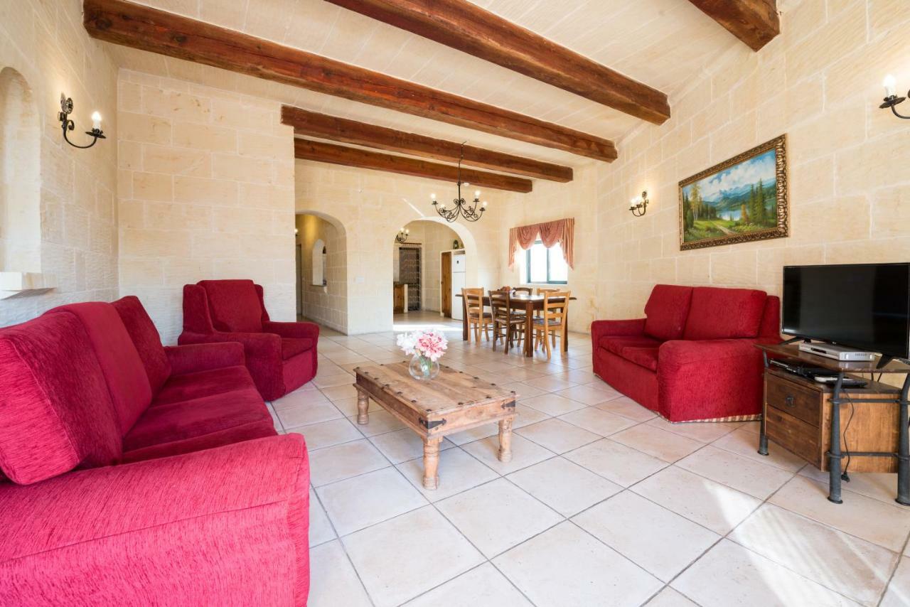 نادور Sunset - Holiday Farmhouse With Large Private Pool In Island Of Gozo المظهر الخارجي الصورة